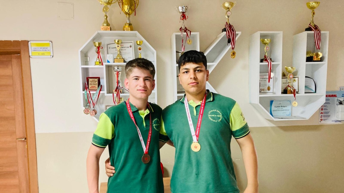 M. Furkan Dalga ve İhsan İpek  Hatay ili yarışmalarında aba güreşinde 1. Oldular. Mayıs ayında Amasya da Türkiye şampiyonası na katılacaklar.Sporcularımıza başarılar diliyoruz.